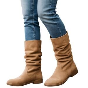 NWT St. John's Bay 8 Brown Pull On Women's Boot New Without Tags